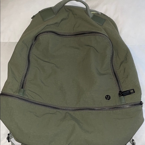 lululemon City Adventure Backpack 17L